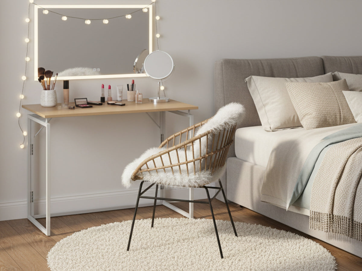 Why Easy-to-Assemble Folding Tables Are Perfect for Single Women